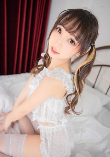 善良的女邻居在线