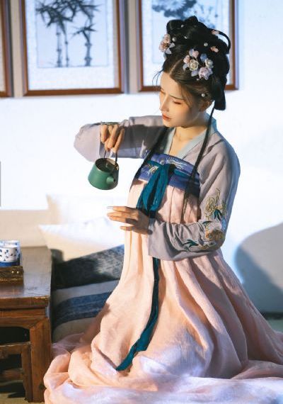 青山葵