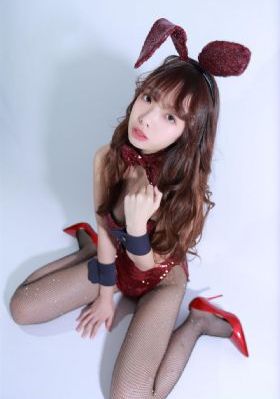 年轻的女教师2